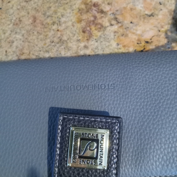 Wallet - Picture 3 of 7